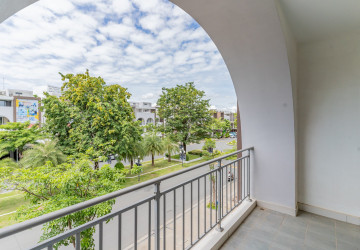 5 Bedroom Shophouse For Rent - Phnom Penh Park 6A, Chroy Changvar, Phnom Penh thumbnail