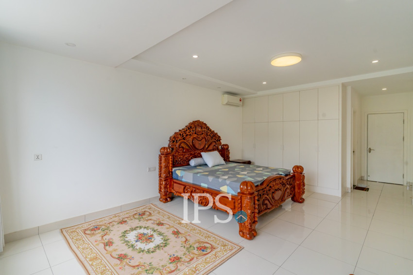 5 Bedroom Shophouse For Rent - Phnom Penh Park 6A, Chroy Changvar, Phnom Penh