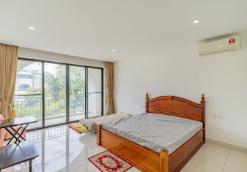 5 Bedroom Shophouse For Rent - Phnom Penh Park 6A, Chroy Changvar, Phnom Penh thumbnail