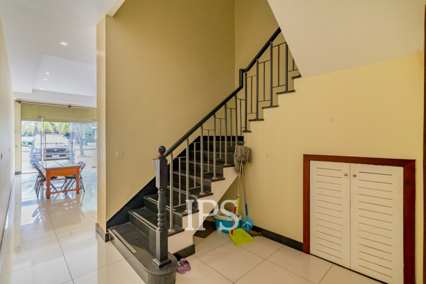 5 Bedroom Shophouse For Rent - Phnom Penh Park 6A, Chroy Changvar, Phnom Penh