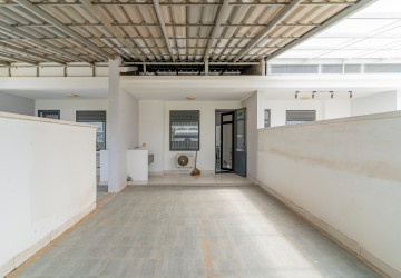 5 Bedroom Shophouse For Rent - Phnom Penh Park 6A, Chroy Changvar, Phnom Penh thumbnail