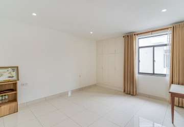 5 Bedroom Shophouse For Rent - Phnom Penh Park 6A, Chroy Changvar, Phnom Penh thumbnail