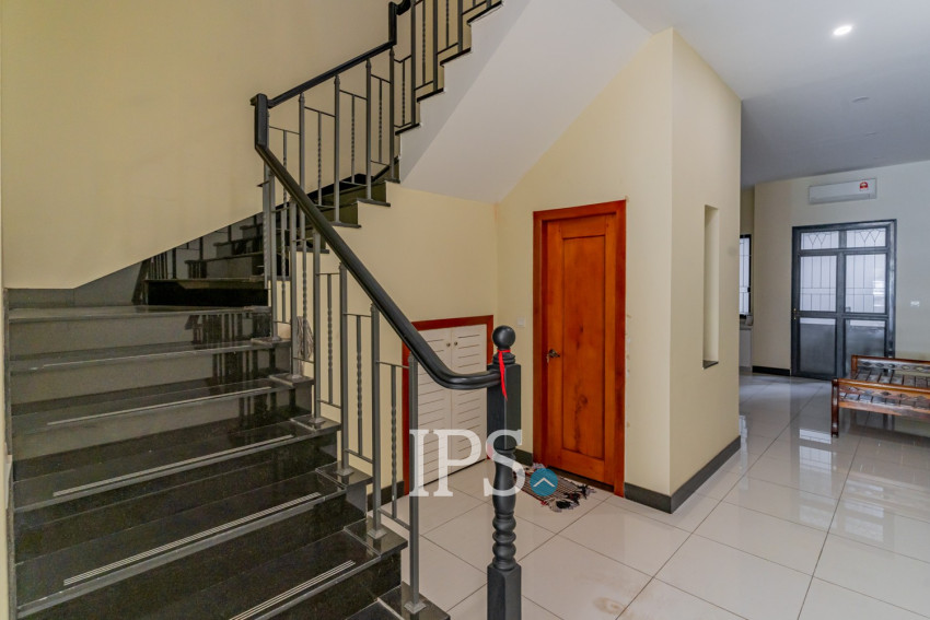 5 Bedroom Shophouse For Rent - Phnom Penh Park 6A, Chroy Changvar, Phnom Penh