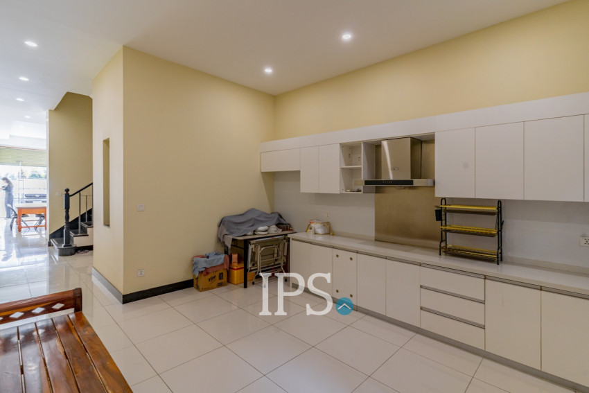 5 Bedroom Shophouse For Rent - Phnom Penh Park 6A, Chroy Changvar, Phnom Penh