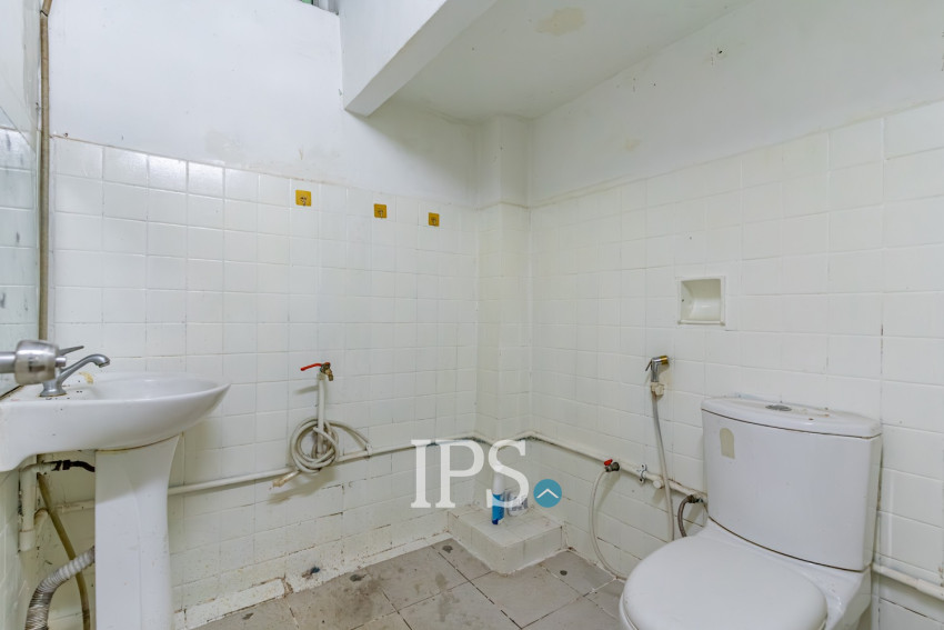 168 Sqm Retail Space For Rent - BKK3, Phnom Penh