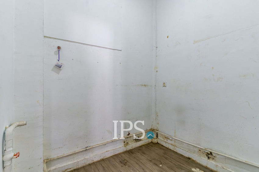 168 Sqm Retail Space For Rent - BKK3, Phnom Penh