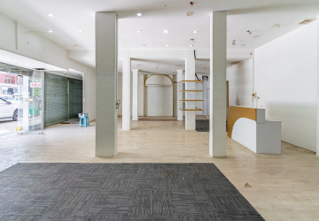 168 Sqm Retail Space For Rent - BKK3, Phnom Penh thumbnail