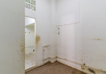 168 Sqm Retail Space For Rent - BKK3, Phnom Penh thumbnail