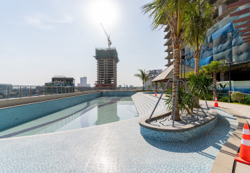 1 Bedroom Condo For Rent - The Pinnacle, Tonle Bassac, Phnom Penh thumbnail