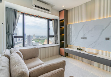 1 Bedroom Condo For Rent - The Pinnacle, Tonle Bassac, Phnom Penh thumbnail