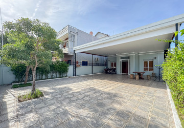 2 Bedroom House For Rent - Sala Kamreuk, Siem Reap thumbnail