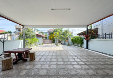 2 Bedroom House For Rent - Sala Kamreuk, Siem Reap thumbnail