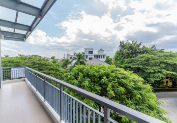 Duplex 3 Bedroom Condo For Rent - North Park, Sen Sok, Phnom Penh thumbnail