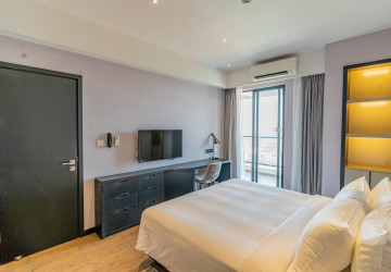 1 Bedroom Serviced Apartment For Rent - Tonle Bassac, Phnom Penh thumbnail