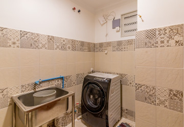 3 Bedroom Serviced Apartment For Rent - BKK1, Phnom Penh thumbnail