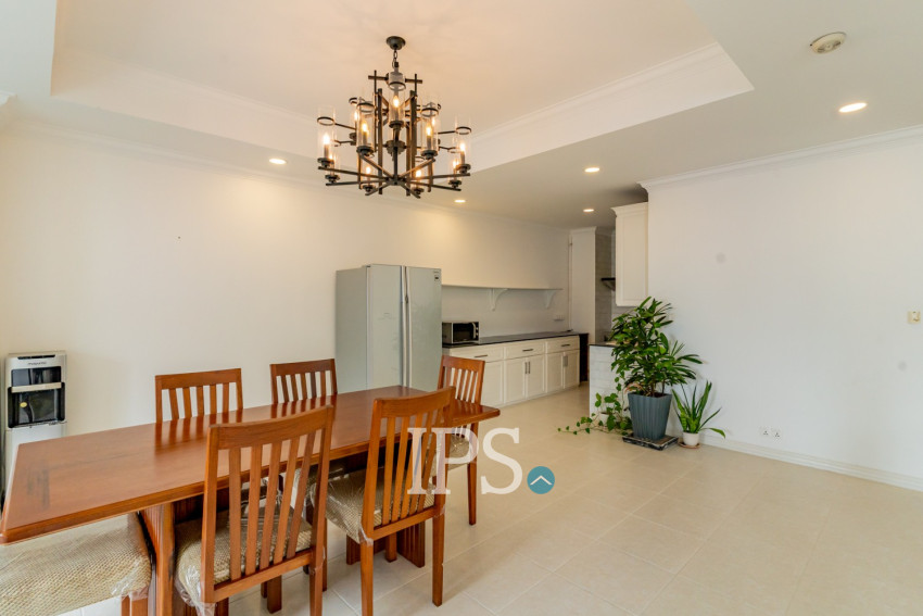 3 Bedroom Serviced Apartment For Rent - BKK1, Phnom Penh