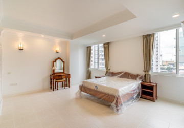 3 Bedroom Serviced Apartment For Rent - BKK1, Phnom Penh thumbnail
