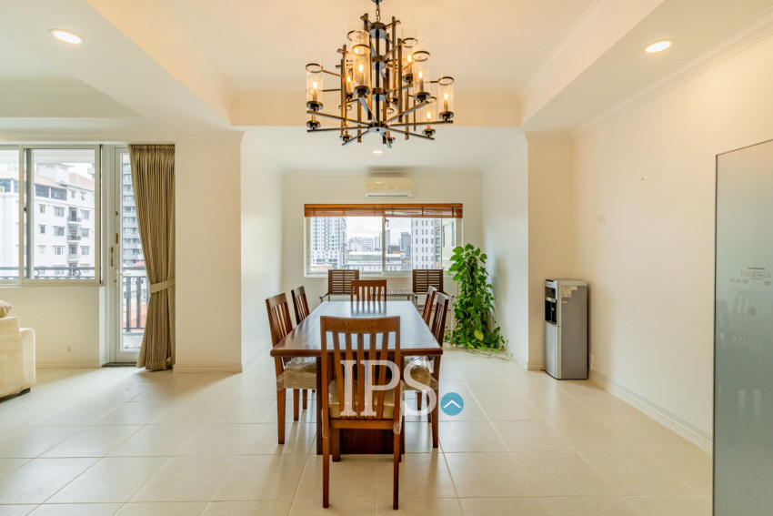 3 Bedroom Serviced Apartment For Rent - BKK1, Phnom Penh