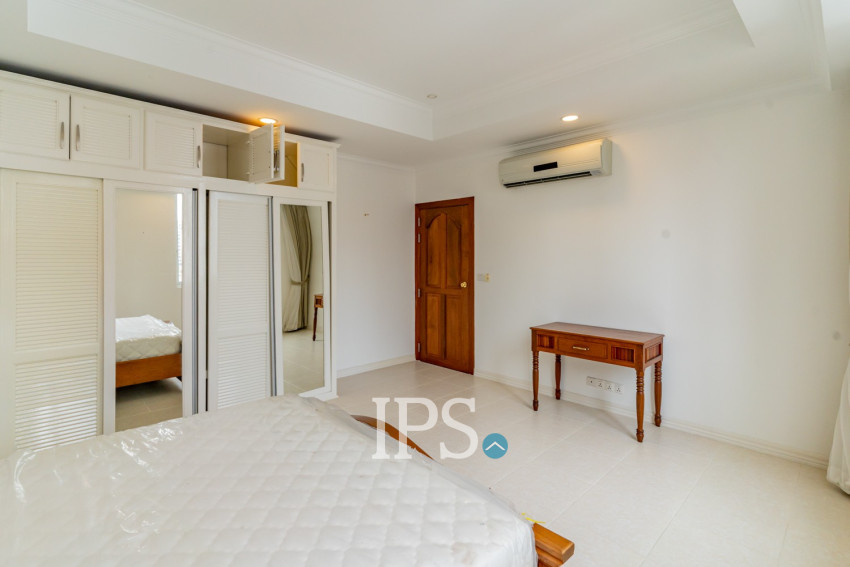 3 Bedroom Serviced Apartment For Rent - BKK1, Phnom Penh