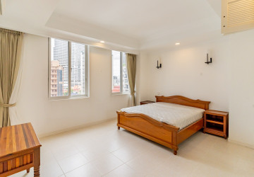 3 Bedroom Serviced Apartment For Rent - BKK1, Phnom Penh thumbnail