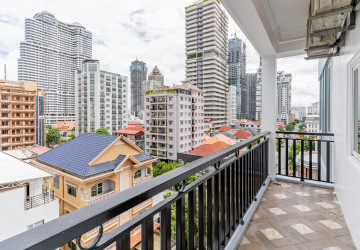 3 Bedroom Serviced Apartment For Rent - BKK1, Phnom Penh thumbnail