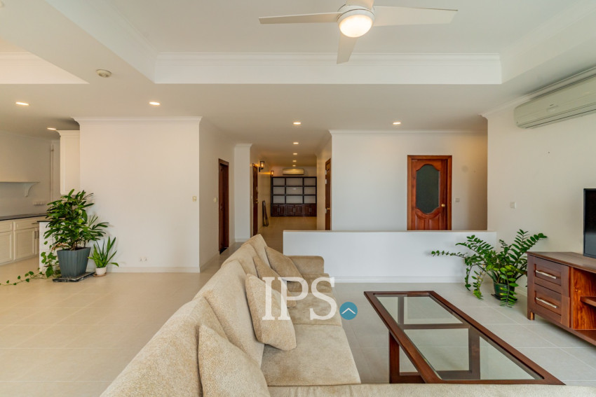 3 Bedroom Serviced Apartment For Rent - BKK1, Phnom Penh