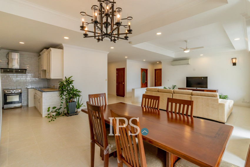 3 Bedroom Serviced Apartment For Rent - BKK1, Phnom Penh