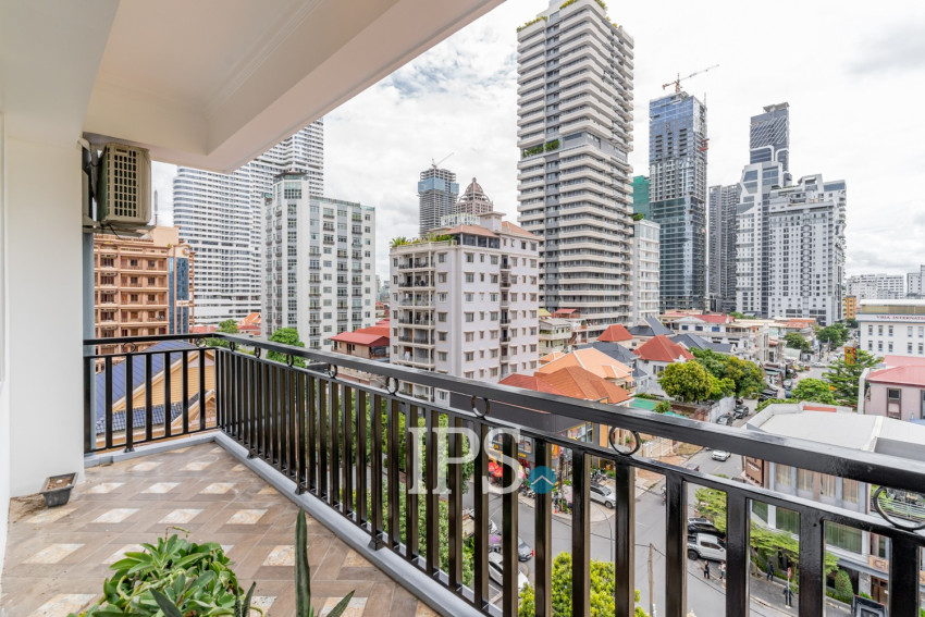 3 Bedroom Serviced Apartment For Rent - BKK1, Phnom Penh