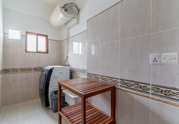 5 Bedroom Serviced Penthouse For Rent - BKK1, Phnom Penh thumbnail