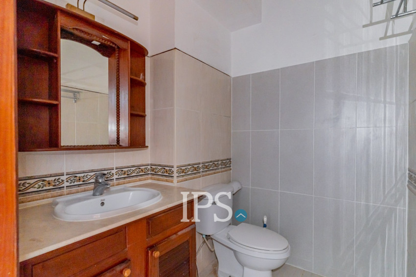 5 Bedroom Serviced Penthouse For Rent - BKK1, Phnom Penh