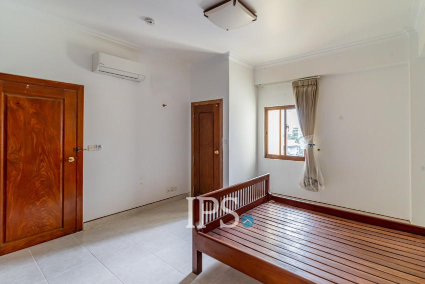 5 Bedroom Serviced Penthouse For Rent - BKK1, Phnom Penh