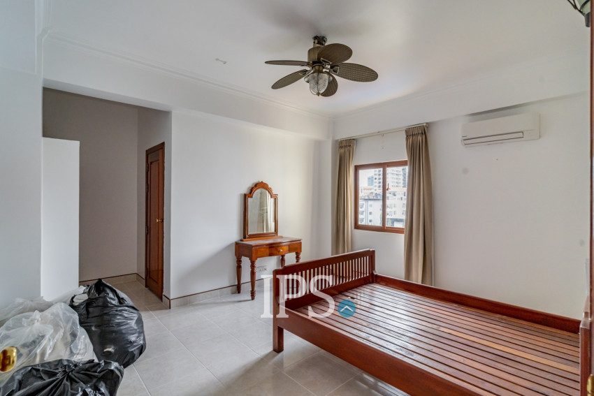5 Bedroom Serviced Penthouse For Rent - BKK1, Phnom Penh
