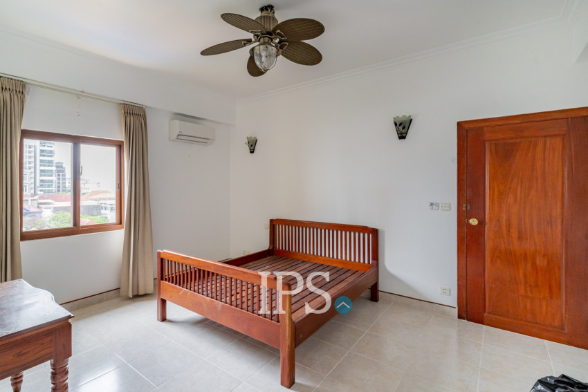 5 Bedroom Serviced Penthouse For Rent - BKK1, Phnom Penh