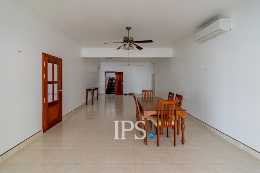 5 Bedroom Serviced Penthouse For Rent - BKK1, Phnom Penh