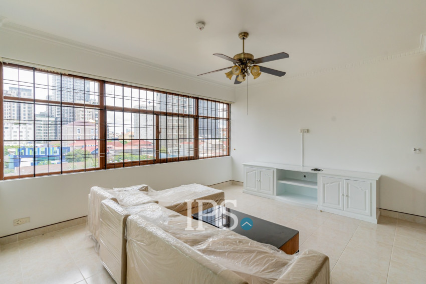 5 Bedroom Serviced Penthouse For Rent - BKK1, Phnom Penh