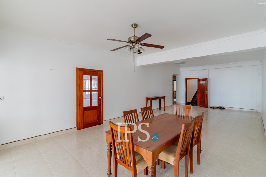 5 Bedroom Serviced Penthouse For Rent - BKK1, Phnom Penh