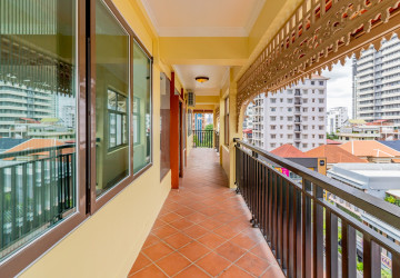 5 Bedroom Serviced Penthouse For Rent - BKK1, Phnom Penh thumbnail