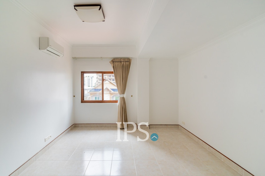 5 Bedroom Serviced Penthouse For Rent - BKK1, Phnom Penh