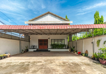 3 Bedroom House For Rent - Svay Dangkum, Siem Reap thumbnail