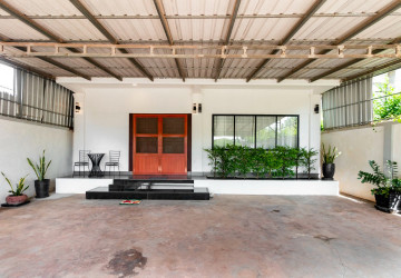 3 Bedroom House For Rent - Svay Dangkum, Siem Reap thumbnail