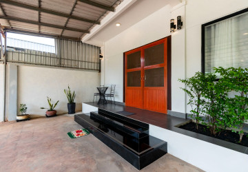 3 Bedroom House For Rent - Svay Dangkum, Siem Reap thumbnail