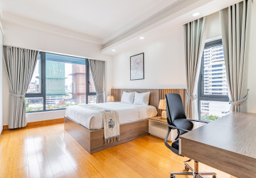 2 Bedroom Serviced Apartment For Rent - BKK 1, Phnom Penh thumbnail