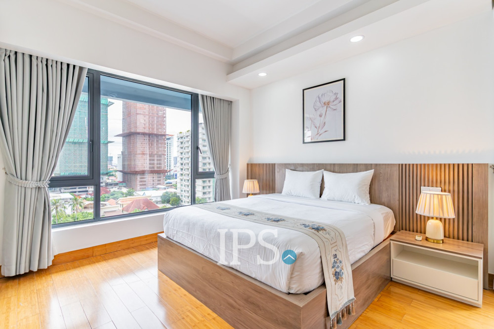 2 Bedroom Serviced Apartment For Rent - BKK 1, Phnom Penh - Image 14