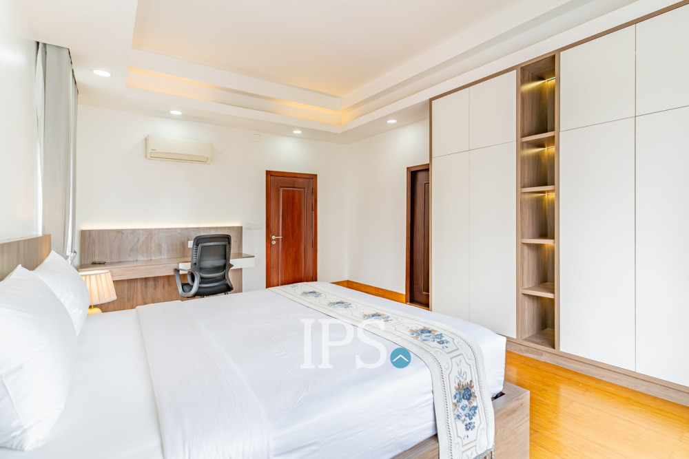 2 Bedroom Serviced Apartment For Rent - BKK 1, Phnom Penh - Image 17