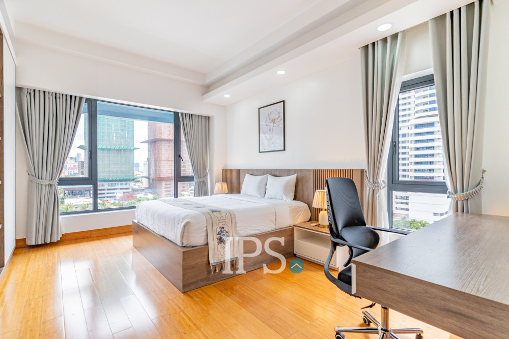 2 Bedroom Serviced Apartment For Rent - BKK 1, Phnom Penh - Image 13