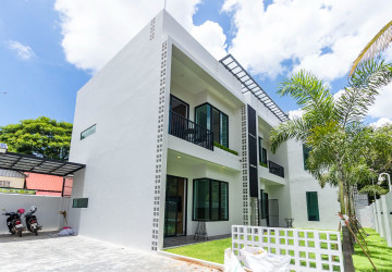 1 Bedroom Apartment For Rent - Slor Kram, Siem Reap thumbnail