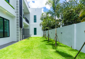 1 Bedroom Apartment For Rent - Slor Kram, Siem Reap thumbnail