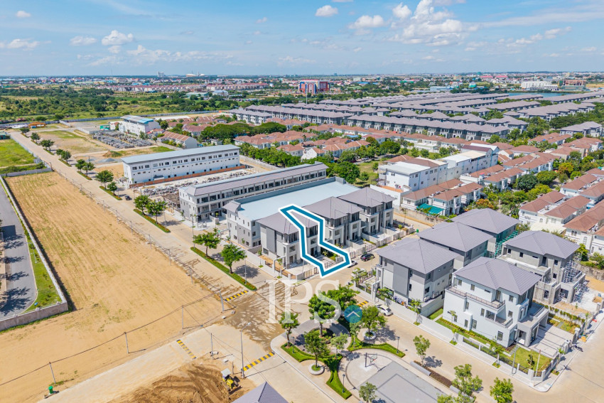 4 Bedroom Villa For Sale - Chip Mong Grand Phnom Penh, Khmounh, Phnom Penh