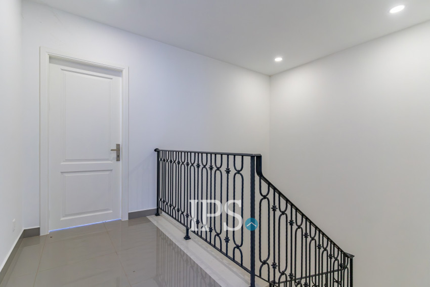 4 Bedroom Villa For Sale - Chip Mong Grand Phnom Penh, Khmounh, Phnom Penh