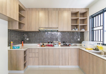 4 Bedroom Villa For Rent - Chip Mong Grand Phnom Penh, Kmuonh, Phnom Penh thumbnail